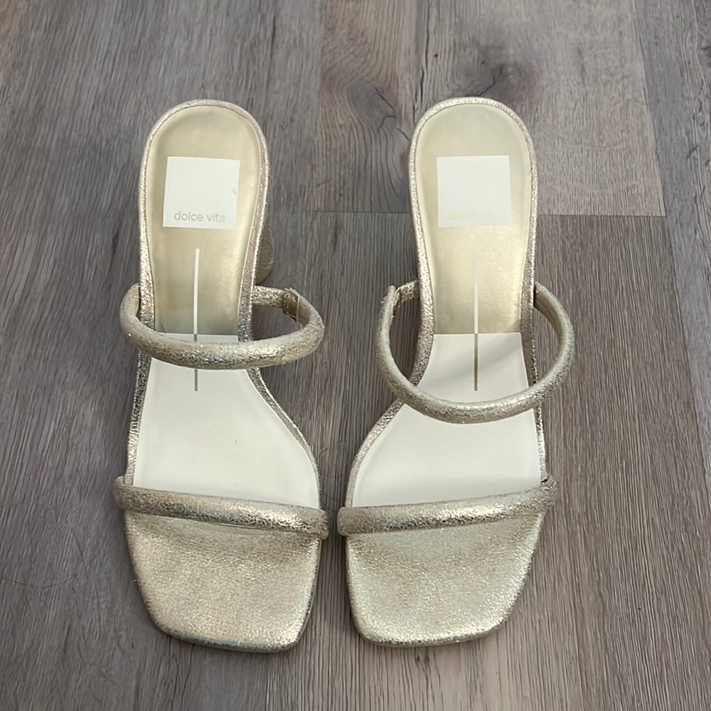 Dolce vita size 6 heels